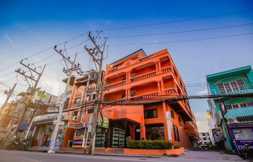 What Makes Phuket a Top Travel Destination for Beach Holidays